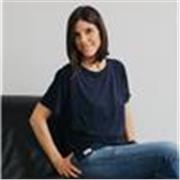 Offro lezioni di inglese e italiano ai bambini delle elementari e medie. Ho molta pazienza e sono mamma anch'io di due bimbe, in casa parliamo inglese!