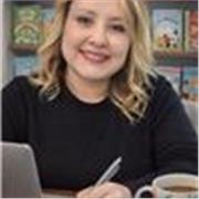 Profesora de marketing online en todos los niveles. Tengo dual Master en comunicación digital y  social media manager. España.