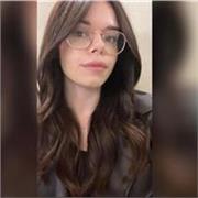 Diplomata al liceo classico impartisce lezioni private di ogni materia