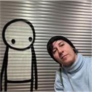 Diplomata all’istituto statale d’Arte offre ripetizioni su tecniche di pittura per liberare la propria essenza