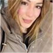 Me defino como una persona responsable y empática, comprometida con el cuidado de personas dependientes