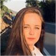 Chica joven con alto nivel de ingles a la que le encantaria compartir mis conocimientos