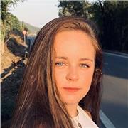 Chica joven con alto nivel de ingles a la que le encantaria compartir mis conocimientos