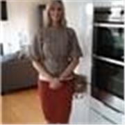 Mother Tongue English teacher available to help build your confidence speaking English