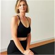 Professeure de Pilates Mat certifiée – Des cours en ligne adaptés à votre rythme