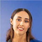 Graduada en Química con máster en Química Aplicada y nivel de inglés C1. Clases presenciales.