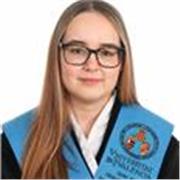 Estudiante de último año de de Filología clásica. Preparada para dar clases de latín y griego hasta el nivel de selectividad.