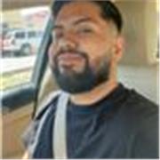 Maestro en filosofía, listo para impartir la materia