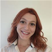 Als türkischsprachige Beraterin mit ADHS unterstütze ich Einzelpersonen und Familien online.