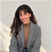 Doy clases a alumnos relacionados con la rama de las ciencias sociales (Economia, matemáticas aplicadas, lengua y literatura, contabilidad...)
