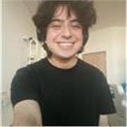 Offro lezioni ai bambini delle elementari e delle medie personalizzandole in base alle loro necessità