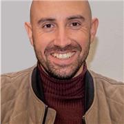 Grafico Freelance impartisce lezioni di Adobe Illustrator e Adobe Photoshop