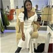 Maestra en formación con énfasis en pedagogía, de manera virtual