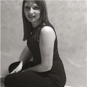 Laureanda in scienze politiche e amministrative impartisce lezioni di italiano,inglese,scienze e altre materie