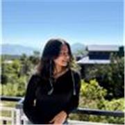 Englischlehrerin, die Kinder aller Altersgruppen unterrichtet.
English made easy!!