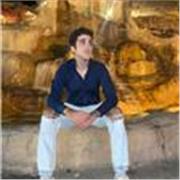 Sono Gabriele, ho 24 anni, sono laureato in Lingue e offro aiuto per inglese, francese spagnolo, grammatica, storia, letteratura, geografia, arte