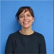 Francesa, natural de París, profesora formación Pro FLE. Aprenderás el francés a la perfección y rápidamente! Clases personalizada