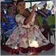 Profesora de baile especializada en la danza nacional cueca