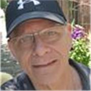 Empresario y ejecutivo, ingeniero industrial, máster en desarrollo de sistemas y dirección de marketing. Madrid.