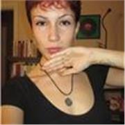 Studentessa universitaria per aiuto compiti e ripetizioni