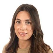 Soy Carla, soy trabajadora social y tengo 26 años. Doy clases particulares de todas las asignaturas de educación primaria, tratando de enseñar de forma dinámica para fomentar el gusto por los estudios. En mi domicilio el precio es de 11 y si tuviera que d