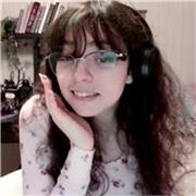 Profesora principiante titulada en C1 de Inglés, estudiando C2. Me especializo en ayudar a niños y gente jóven ✧
