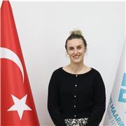 Sono un insegnante di inglese certificato dall'Università di Cambridge