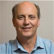 Directivo, empresario, consultor y formador con más de 35 años de experiencia en  liderazgo y dirección de empresas.