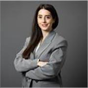 Especializada en letras, lengua y literatura. Periodista de profesión con dilatada experiencia dando clases con jovenes y niños