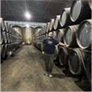 Profesor titulado con más de 10 años de experiencia en dibujo y pintura, ofreciendo clases de dibujo , modelado 3D, diseño gráfico