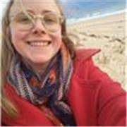 Francesa viviendo en Argentina y apasionada por los idiomas y los artes 