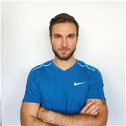 Personal trainer e running coach impartisce lezioni private e a piccoli gruppi