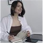 English tutor with 7 years of experience and real-life practice from living in the USA