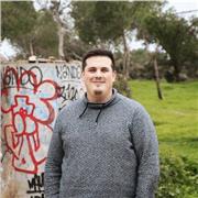 Arquitecto titulado polivalente imparte clases de primaria y secundaria, según las necesidades del alumno.