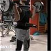 Offro pacchetti di allenamento individuali di allenamento  per aiutarti a raggiungere i tuoi obbiettivi.

