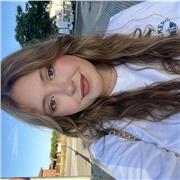 Estoy estudiando las carrera de Educación Primaria, para ser futura profesora. He dado clases a un alumnado de primaria.