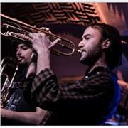 Professeur de trompette axé musiques actuelles et improvisations (jazz). Niveau débutant, moyen. Basé sur st Denis (93200), déplacement sur paris