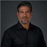 Profesor de finanzas para emprendedores, experiencia de 23 años en banca y dos como CFO para Pymes.