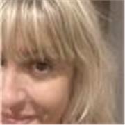 profesora con experiencia da clases online de lengua, literatura, historia y filosofía. También técnicas de estudio y organización de materias
