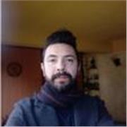 Título universitario en Estudios Musicales y guitarra clásica. Amplia experiencia con estudiantes: Todos los niveles y edades. 