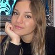 Tengo el B2 de inglés y he estado 1 año y medio en el extranjero estudiando en inglés, disponibilidad para moverme por Málaga y clases online a toda españa y extranjero.