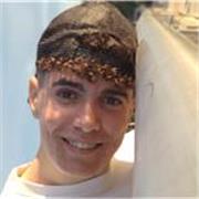 Joven estudiante ofrece clases de catalán y otras materias a diversos niveles