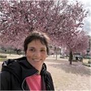 Soy profesora de problemas de aprendizaje. Enseñó a niños  y jóvenes. Hasta segundo de la Eso en matemáticas y lenguaje. 