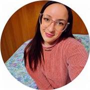 Profesor de español que da clases a niños