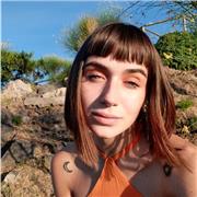 Studentessa universitaria di lingue impartisce lezioni di inglese ed italiano (anche per stranieri)