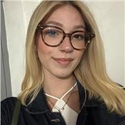 Ciao, sono una studentessa in Medicina clinica e sperimentale, sono disponibile per dopo scuola e aiuto compiti.