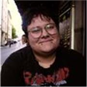 Muttersprachler in Englisch, der Nachhilfeerfahrung mit mehreren Altersgruppen hat. 