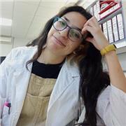 Profesora de Química y analista químico con experiencia en docencia de enseñanza media y universitaria