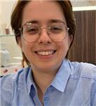 Laureata in filologia moderna e in editoria e scrittura
