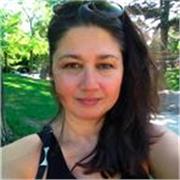 Hallo! Ich bin promovierte Germanistin und unterrichte in verschiedenen Ländern Deutsch als Fremdsprache